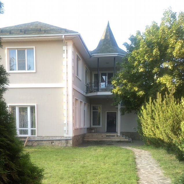 Дом 250 м² на участке 20 сот.