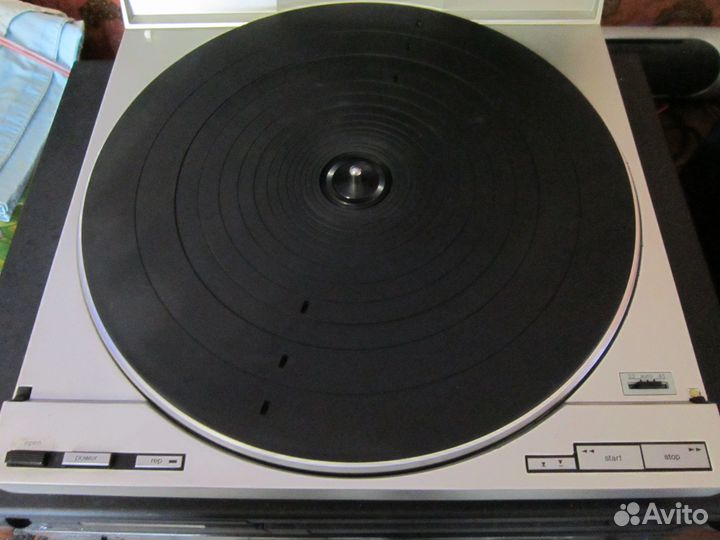 Проигрыватель винила Technics SL-7