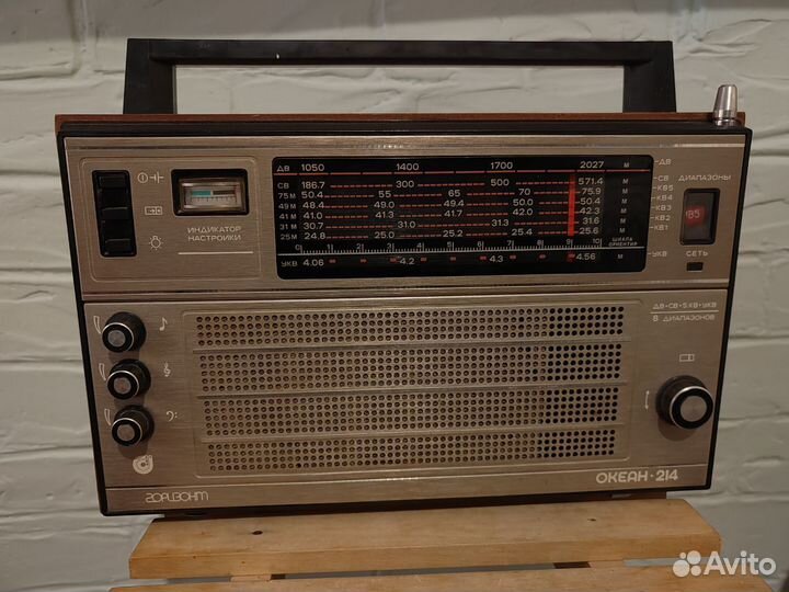 Радиоприемник СССР океан 214