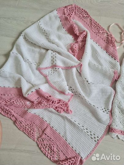 Вязаный комплект на девочку