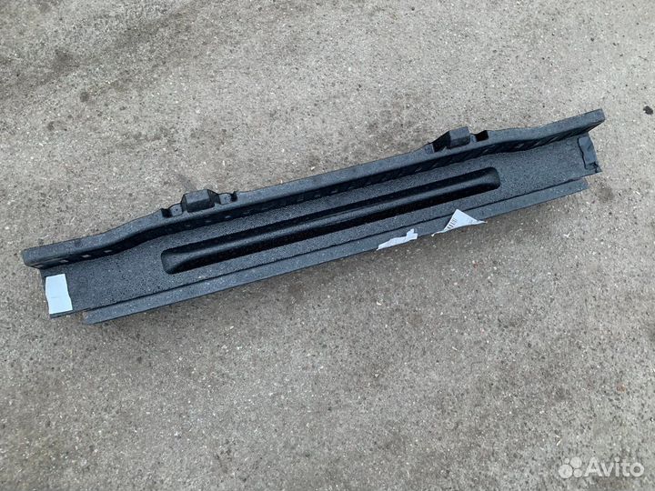 Наполнитель заднего бампера Jetta 6 (до 2014 г.)