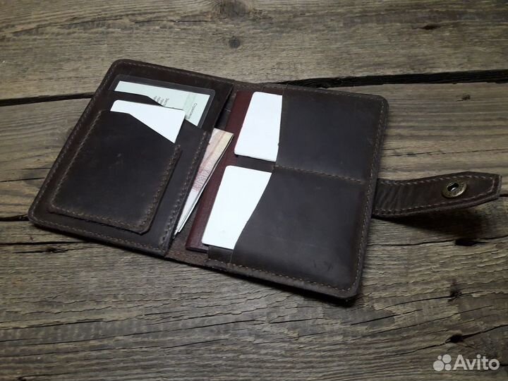 Бумажник кожаный для автодокументов. Подарок