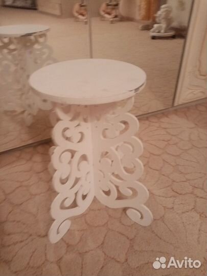 Подставка под цветы