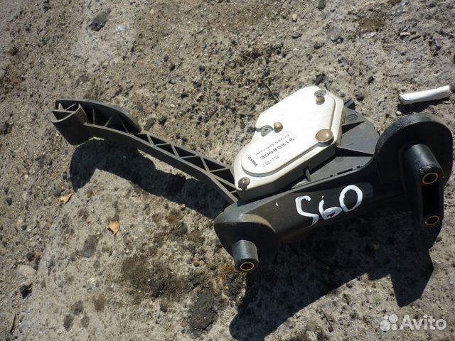 Педаль газа volvo s60