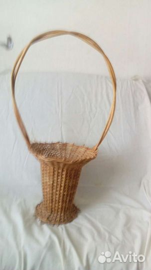 Корзина плетеная