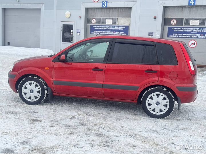 Ford Fusion 1.6 МТ, 2008, 81 000 км