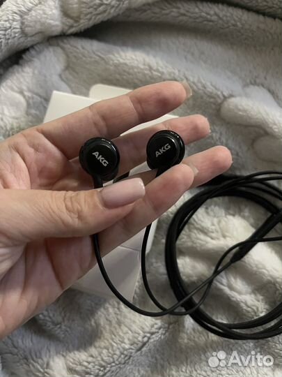 Наушники с микрофоном AKG (Samsung)