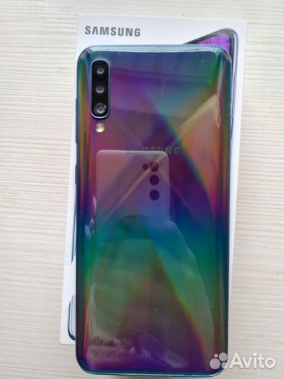 Samsung Galaxy A50, 4/64 ГБ