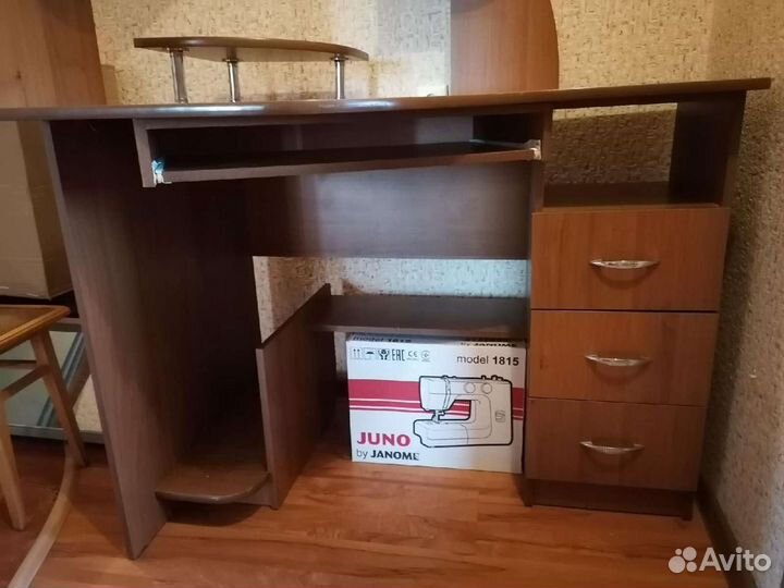 Компьютерный стол б/у