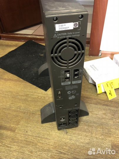 Ибп APC Smart UPS SC1000