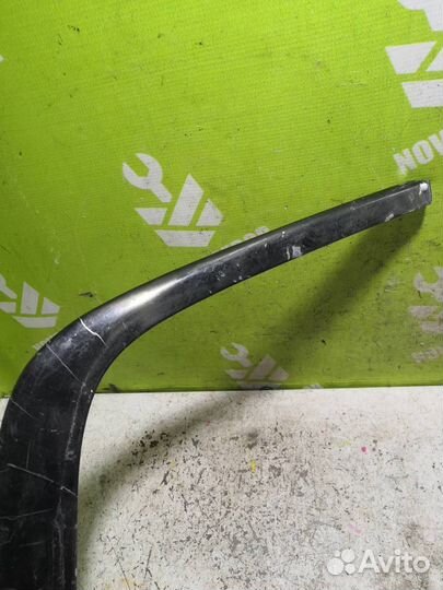 Молдинг бампера передний правый Мерседес Бенз 21