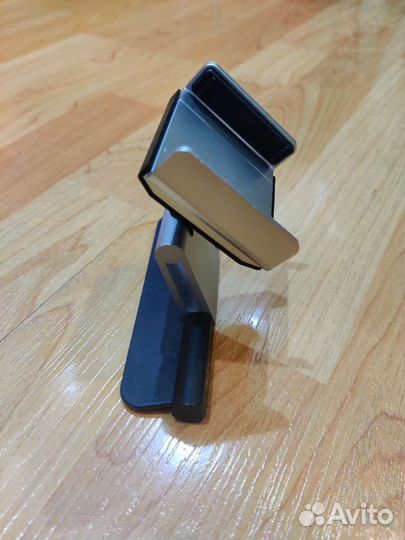 Держатель для телефона в CD-слот