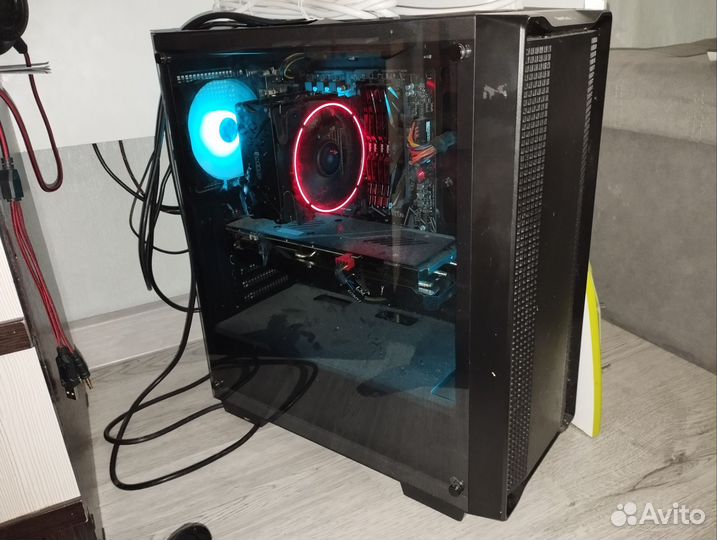 Системный блок с монитором (игровой пк)