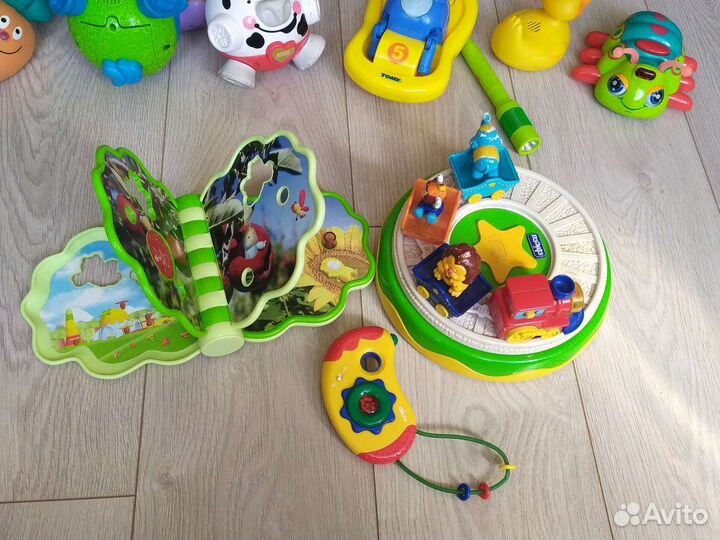 Развивающие игрушки пакетом