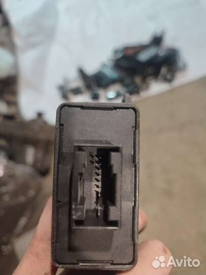 Mercedes W211 блок управления наклона фар