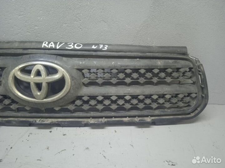 Решетка радиатора Toyota Rav 4 Xa 30 2008
