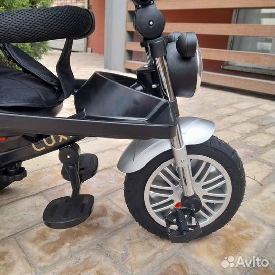 Трехколесный велосипед с родительской ручкой