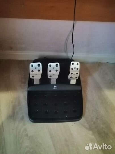 Игровой руль logitech g25