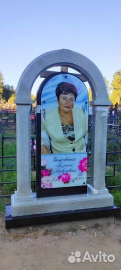 Красивые и долговечные памятники из стекла