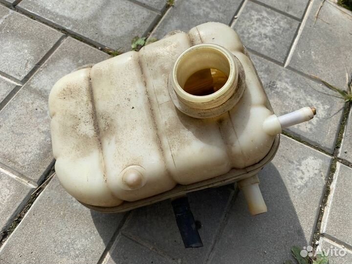 Бачок расширительный Chevrolet Lacetti хэтчбек 1.6