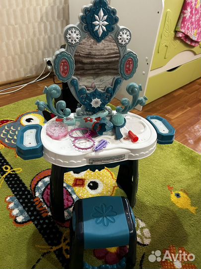 Трюмо с зеркалом детское