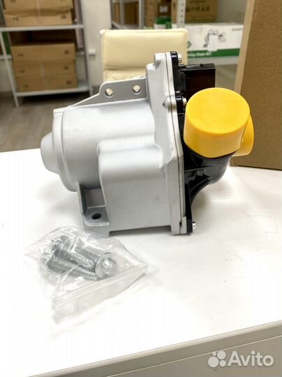 Помпа BMW 11517632426 N54 N55