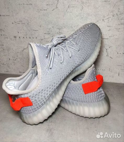 Кроссовки Adidas Yeezy Boost 350 V2