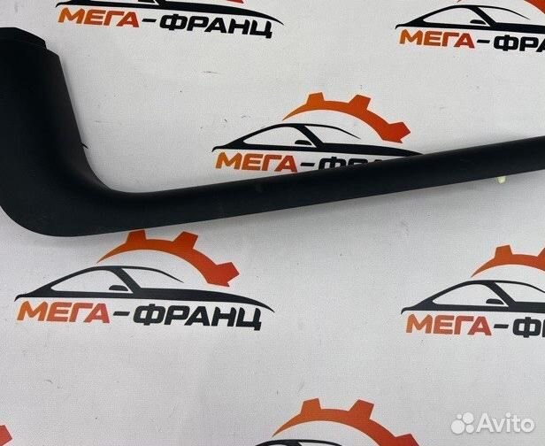 Накладка на порог салона передняя правая Peugeot