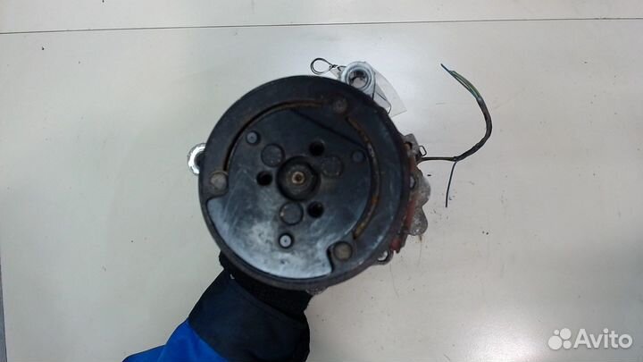 Компрессор кондиционера Volkswagen Polo, 1996