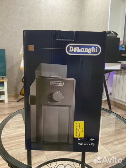 Кофемолка delonghi