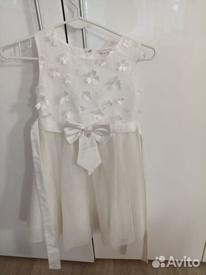 Нарядные платья для девочки 2 шт
