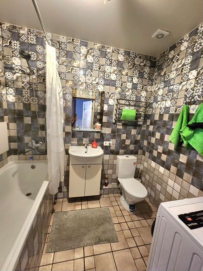 2-к. квартира, 40 м², 5/8 эт.