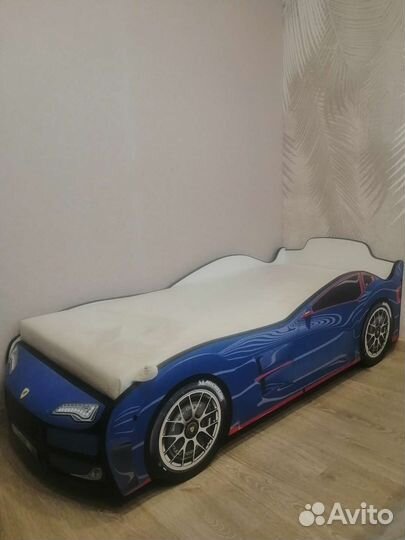Кровать машинка