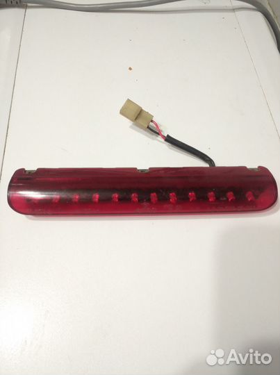 В спойлер стопан,ваз