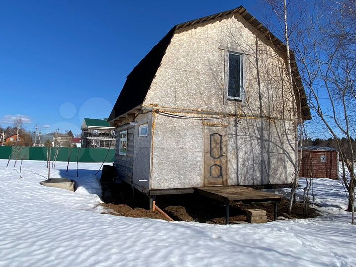 Дом 52,4 м² на участке 10 сот.