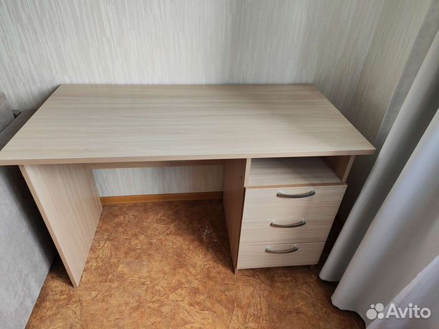 Компьютерный стол новый