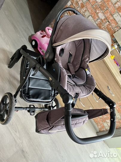 Коляска 3 в 1 Agio Ultra Comfort