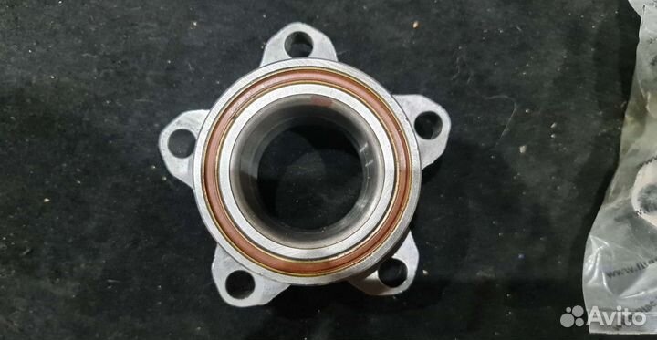 Ступица передняя Ford Transit