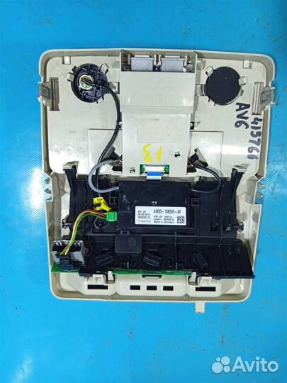 Плафон освещения потолочный, передний Jaguar XJ X