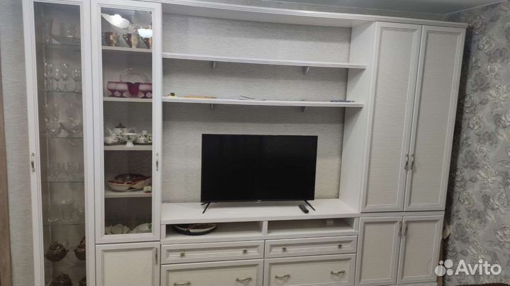 Стенка в гостиную