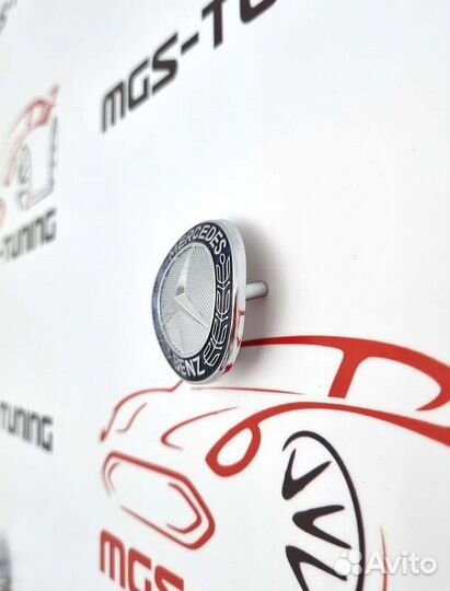 Заглушка в решетку радиатора Mercedes S-class W221