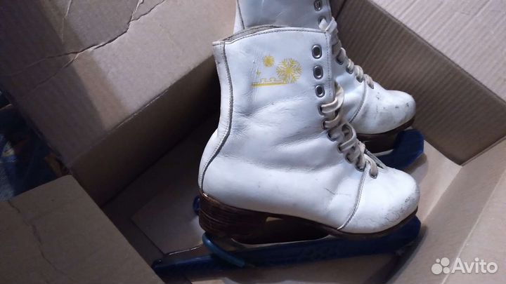 Коньки фигурные натуральная кожа