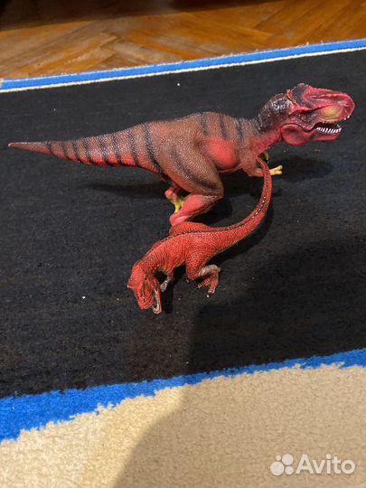 Два Ти-рекса (семья)