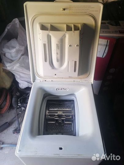 Стиральная машина с вертикальной загрузкой