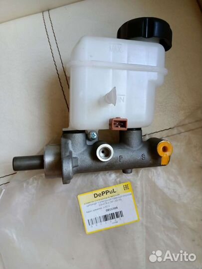 Цилиндр тормозной главный