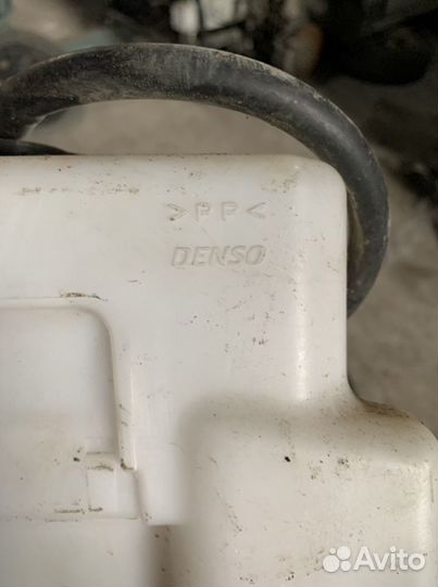 Расширительный бачок Toyota Camry 40 06-11 гв