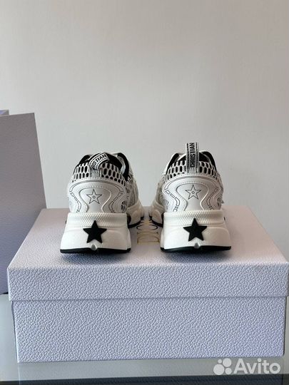 Кроссовки женские dior