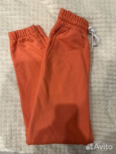 Спортивные штаны