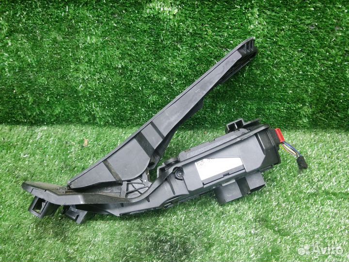 Педаль газа VW Scirocco