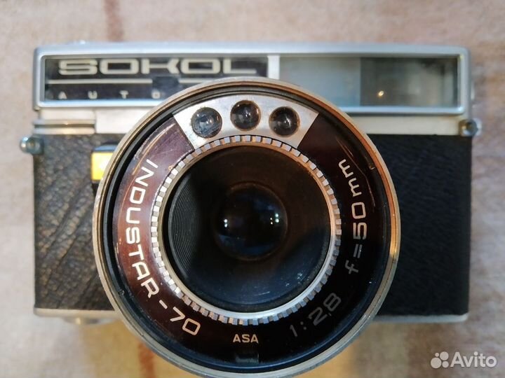 Коллекция пленочных фотоаппаратов 98 штук